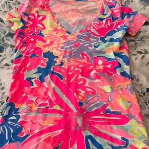 XS Lily Pulitzer V-Neck Top